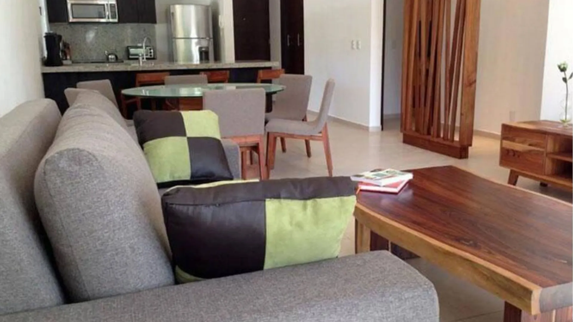 Qi G1 Luxury Condo In Jungle By Gate48 أكومال